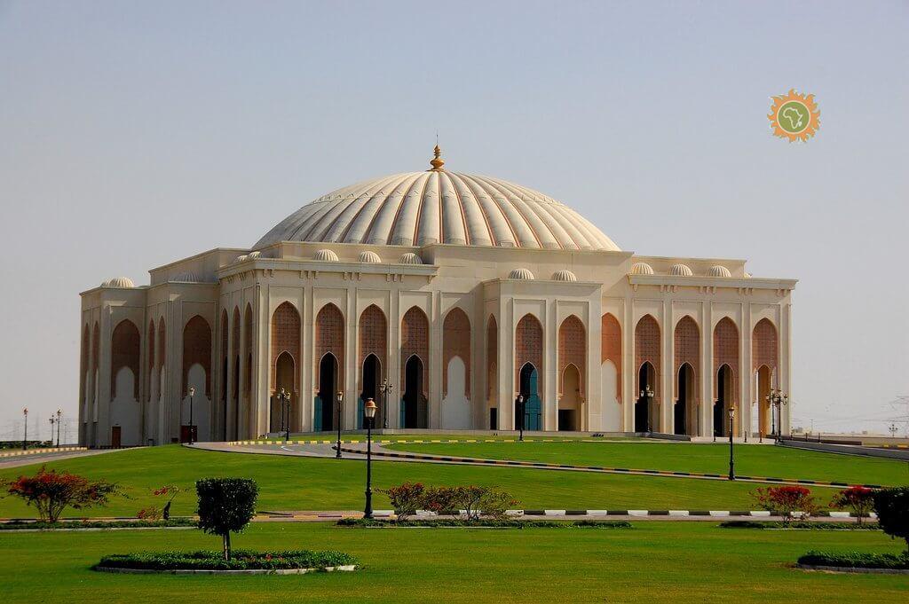 Sightseeing in Luxurious Dubai